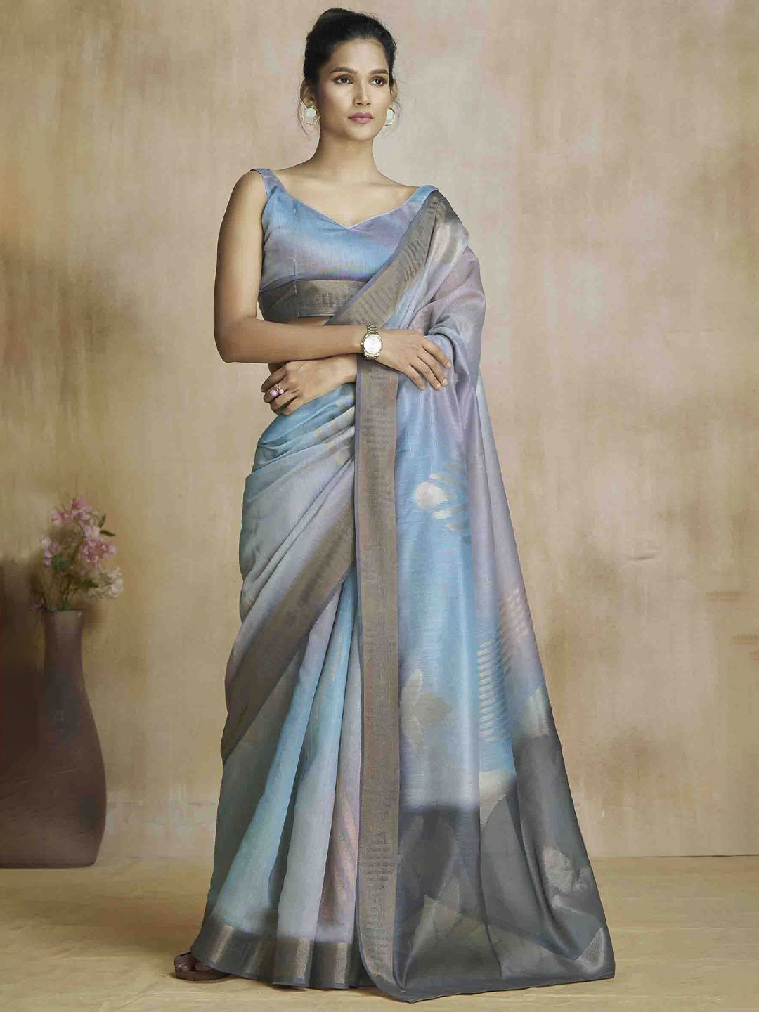 

Blissta Ombre Silk Blend Saree, Blue