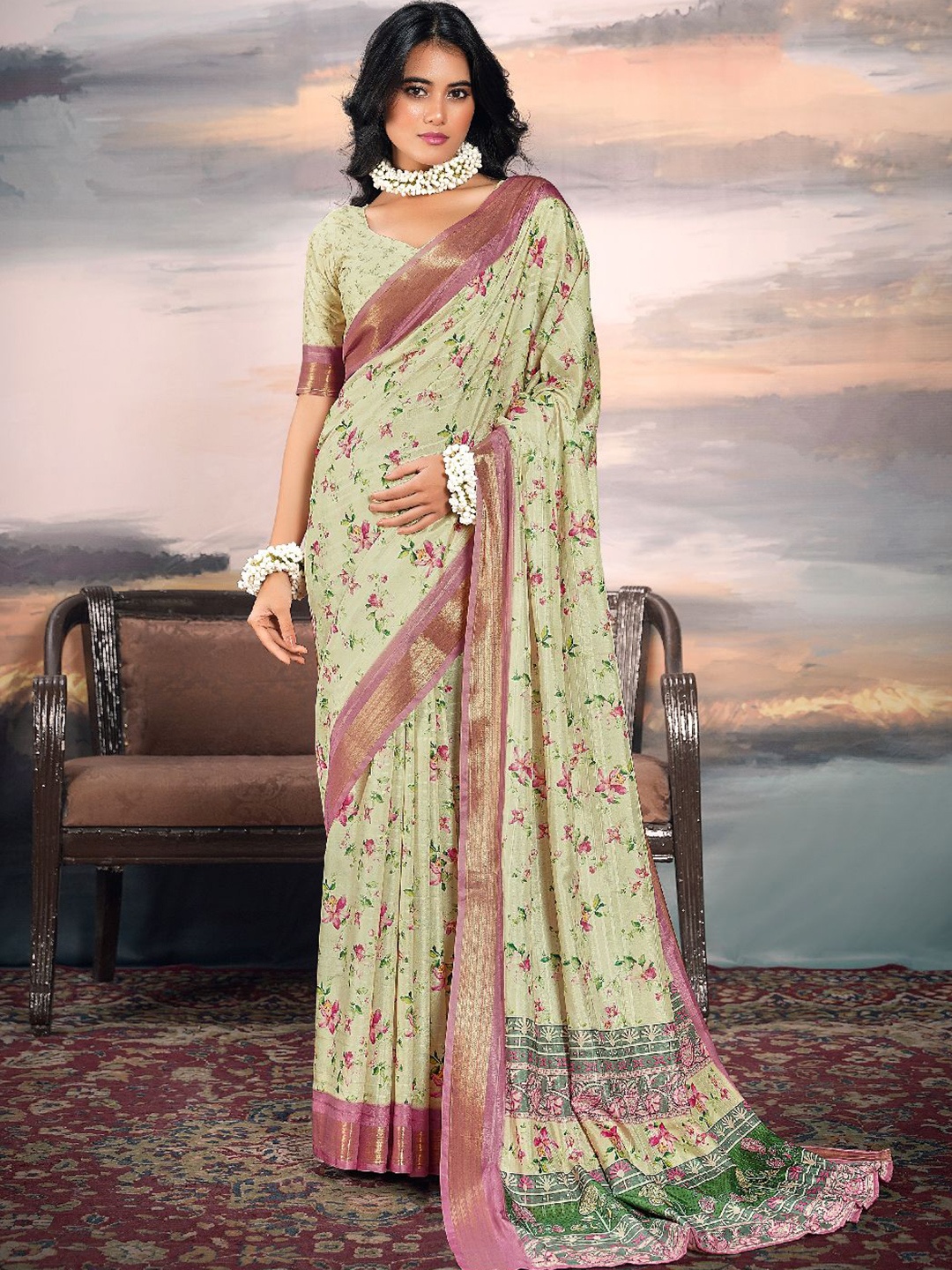 

DIVASTRI Floral Zari Saree, Green