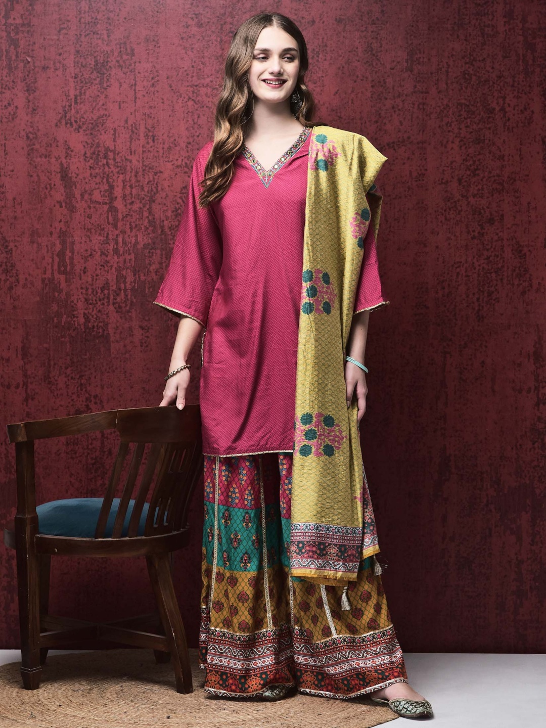 

Shree Women Floral Yoke Design Regular Liva Kurta with Palazzos & With Dupatta, Pink