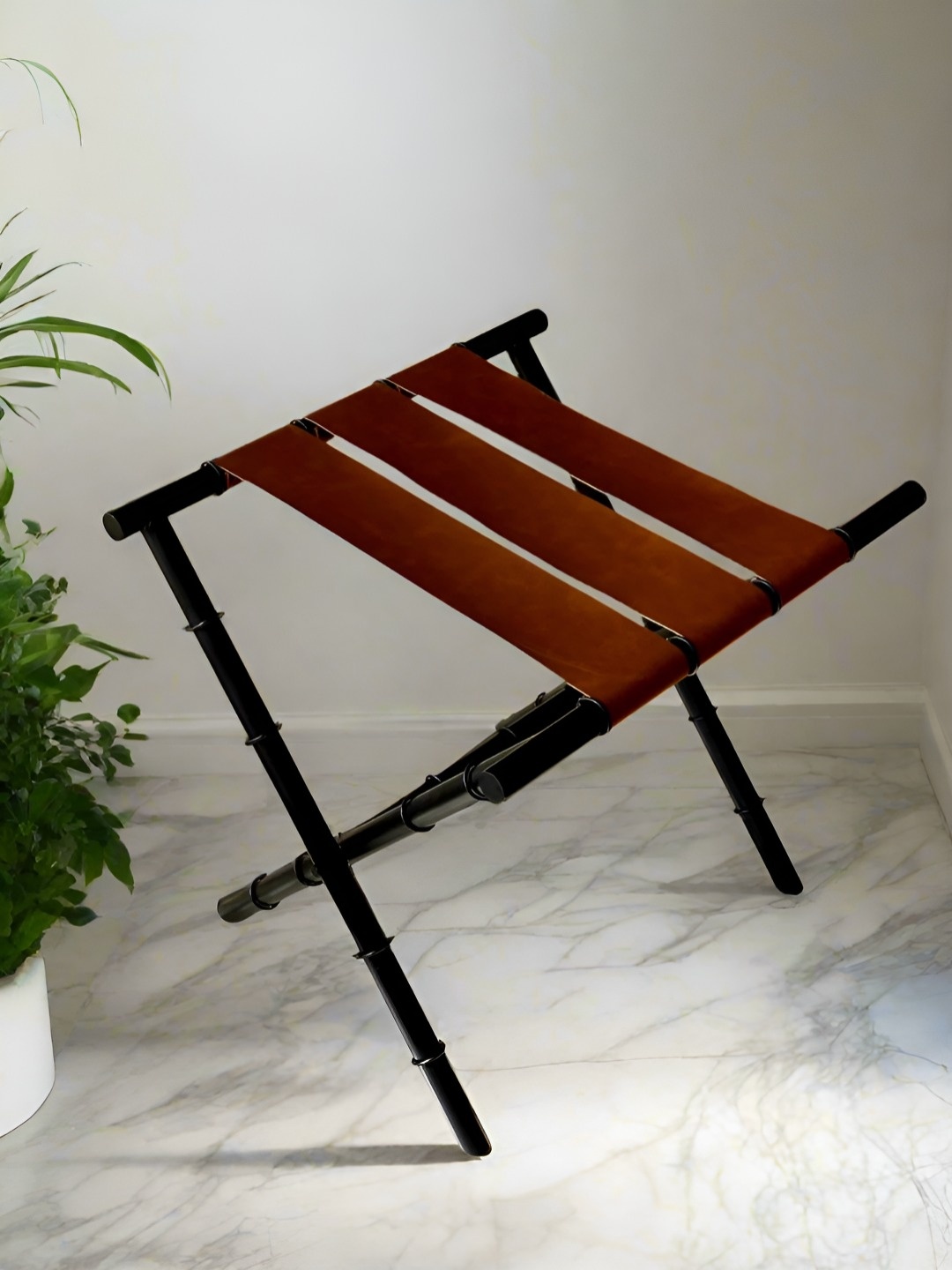 

Mason Home Naples Tan Foldable Luggage Rack