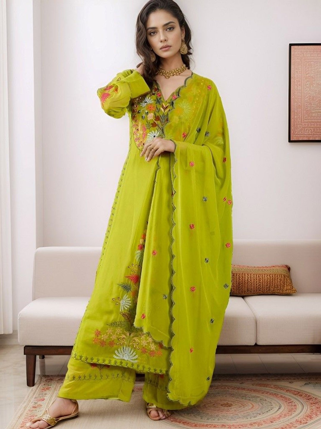 

DIVASTRI Women Floral Embroidered Regular Thread Work Kurta with Palazzos & With Dupatta, Green