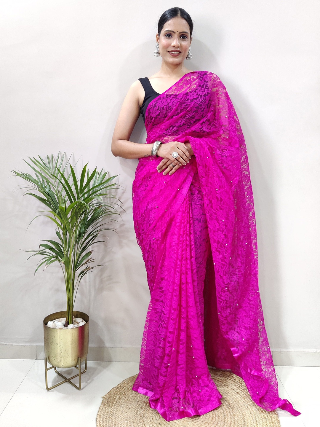 

HI FI NX Floral Net Saree, Pink