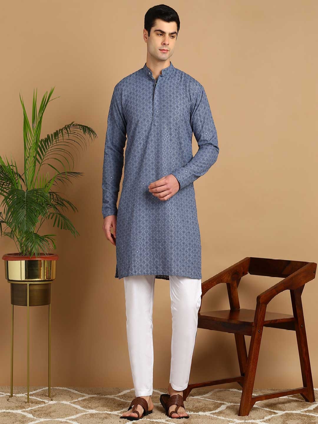 

PulseIQ Men Embroidered Regular Thread Work Kurta with Pyjamas, Blue