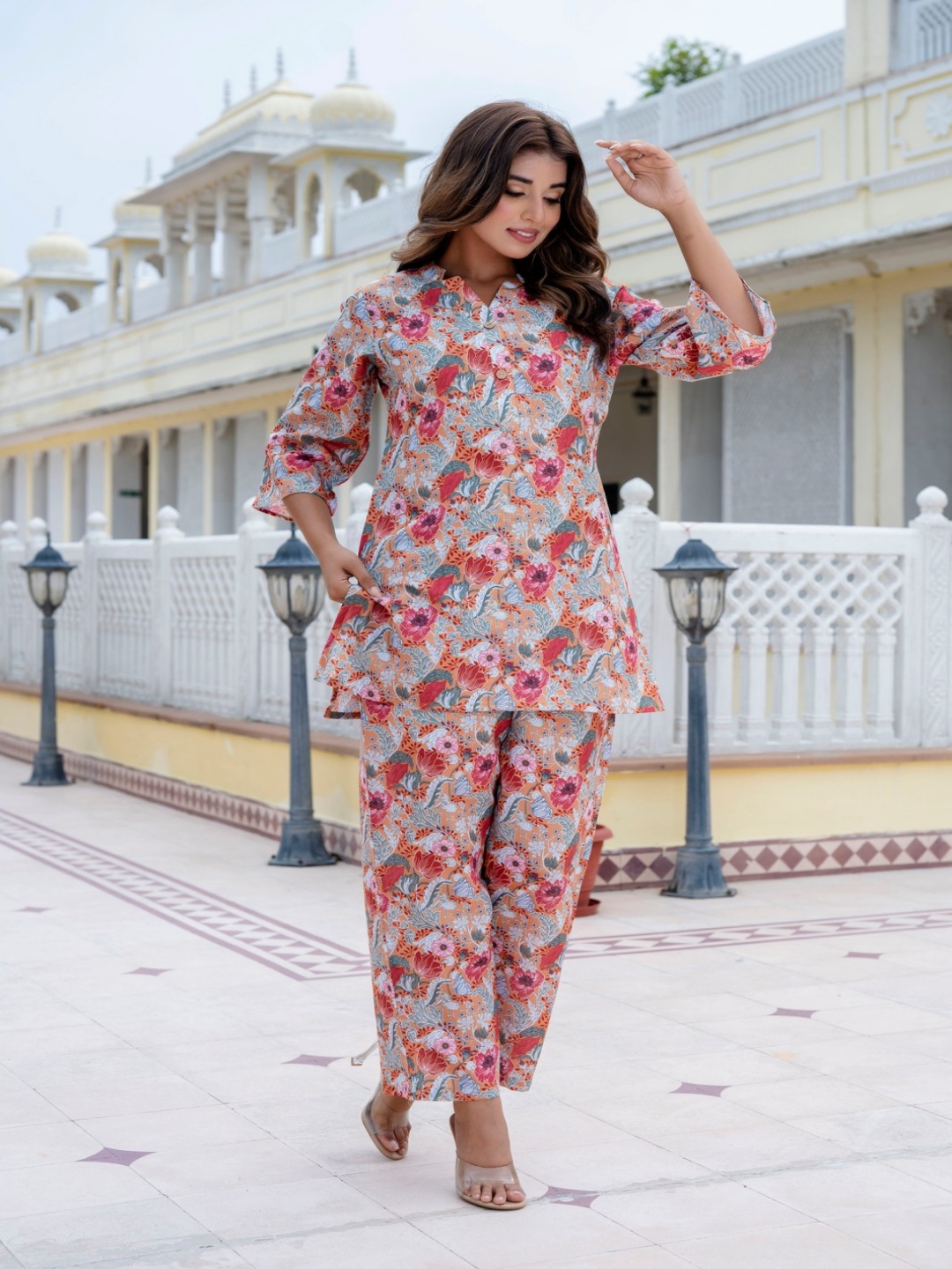 

Lookmark Women Floral Printed Regular Kurta with Palazzos, Orange
