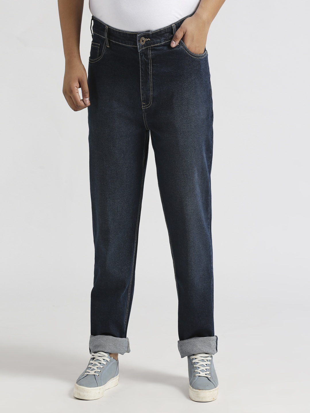 

Sizeupp Men Low Distress Light Fade Jeans, Blue