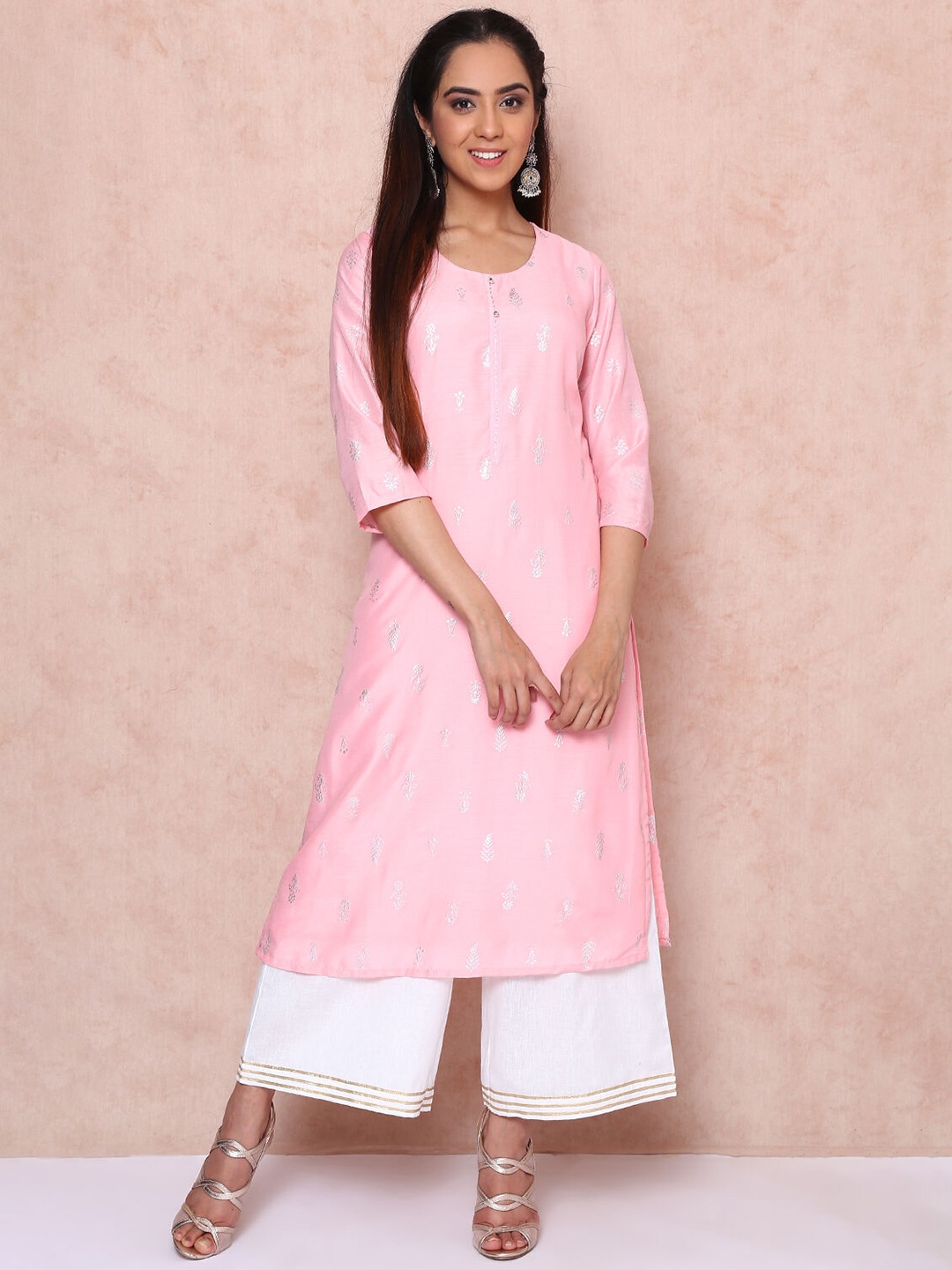 

Rangriti Ethnic Motifs Printed Round Neck Straight Kurta, Peach