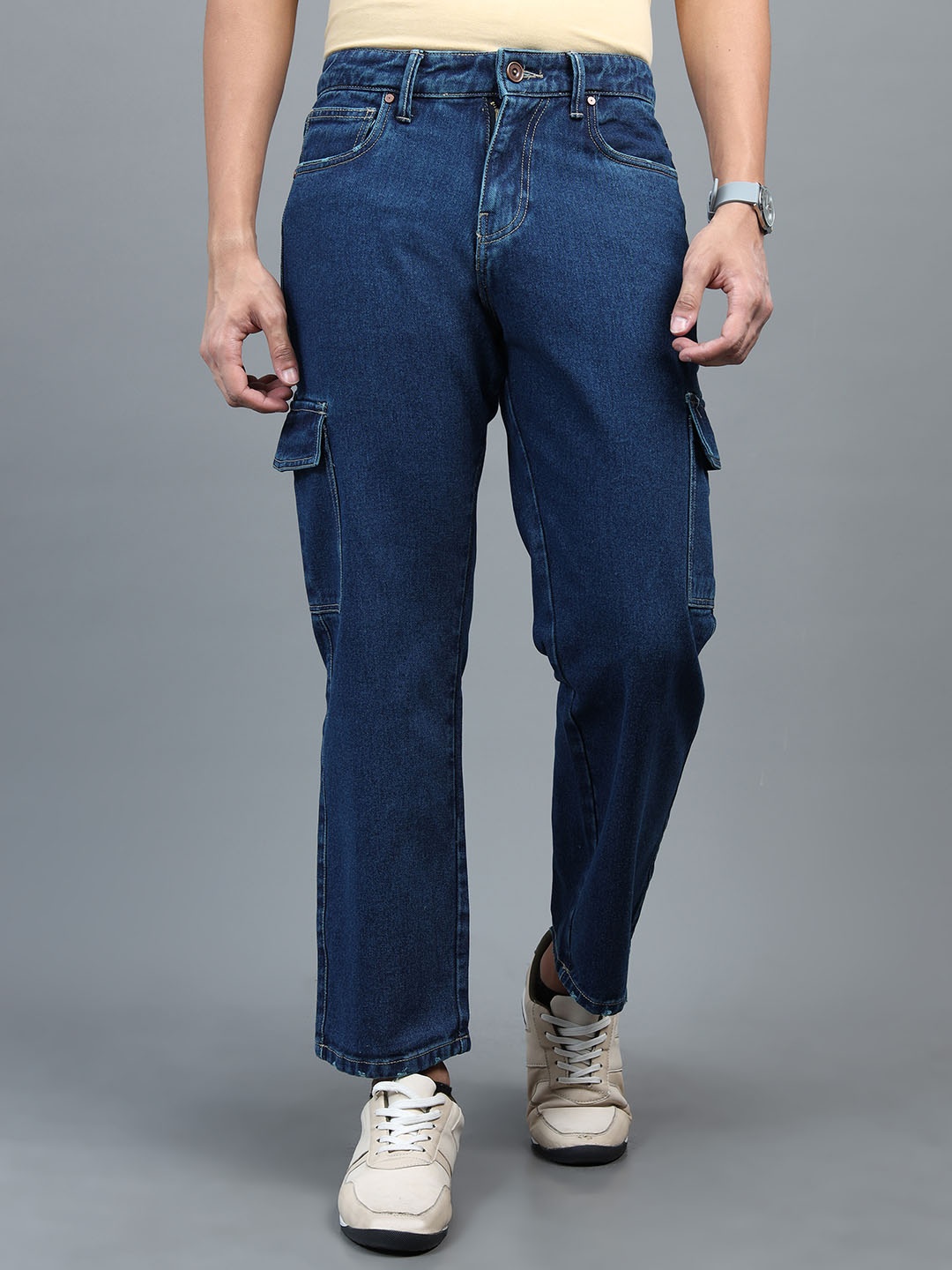 

Roadster Men Straight Fit Pure Cotton Non Stretchable Jeans, Blue