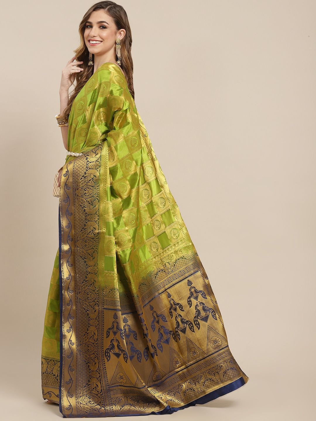 

DIVASTRI Woven Design Zari Silk Blend Banarasi Saree, Lime green
