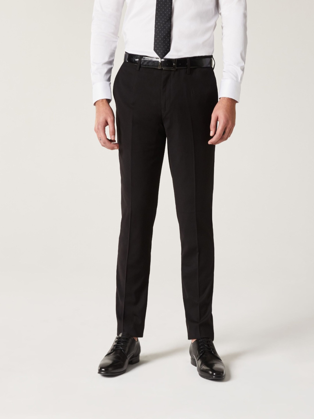 

Haul Chic Men Smart Slim Fit Trousers, Black