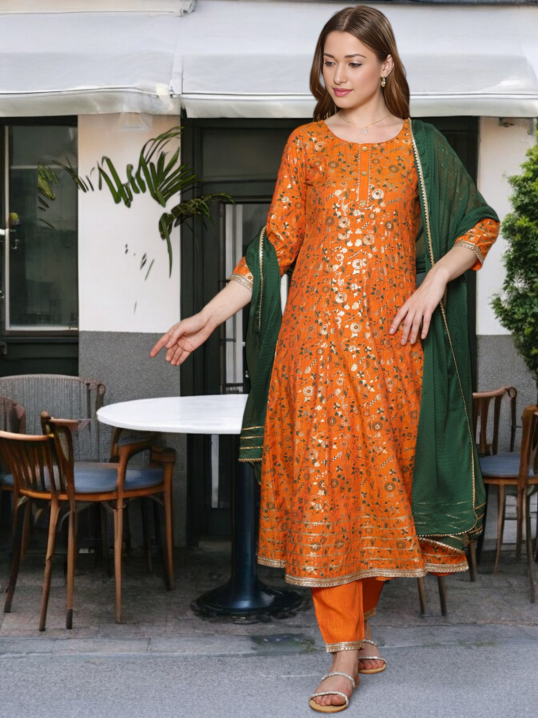 

True Shape Women Floral Printed Regular Kurta with Trousers & With Dupatta, Orange