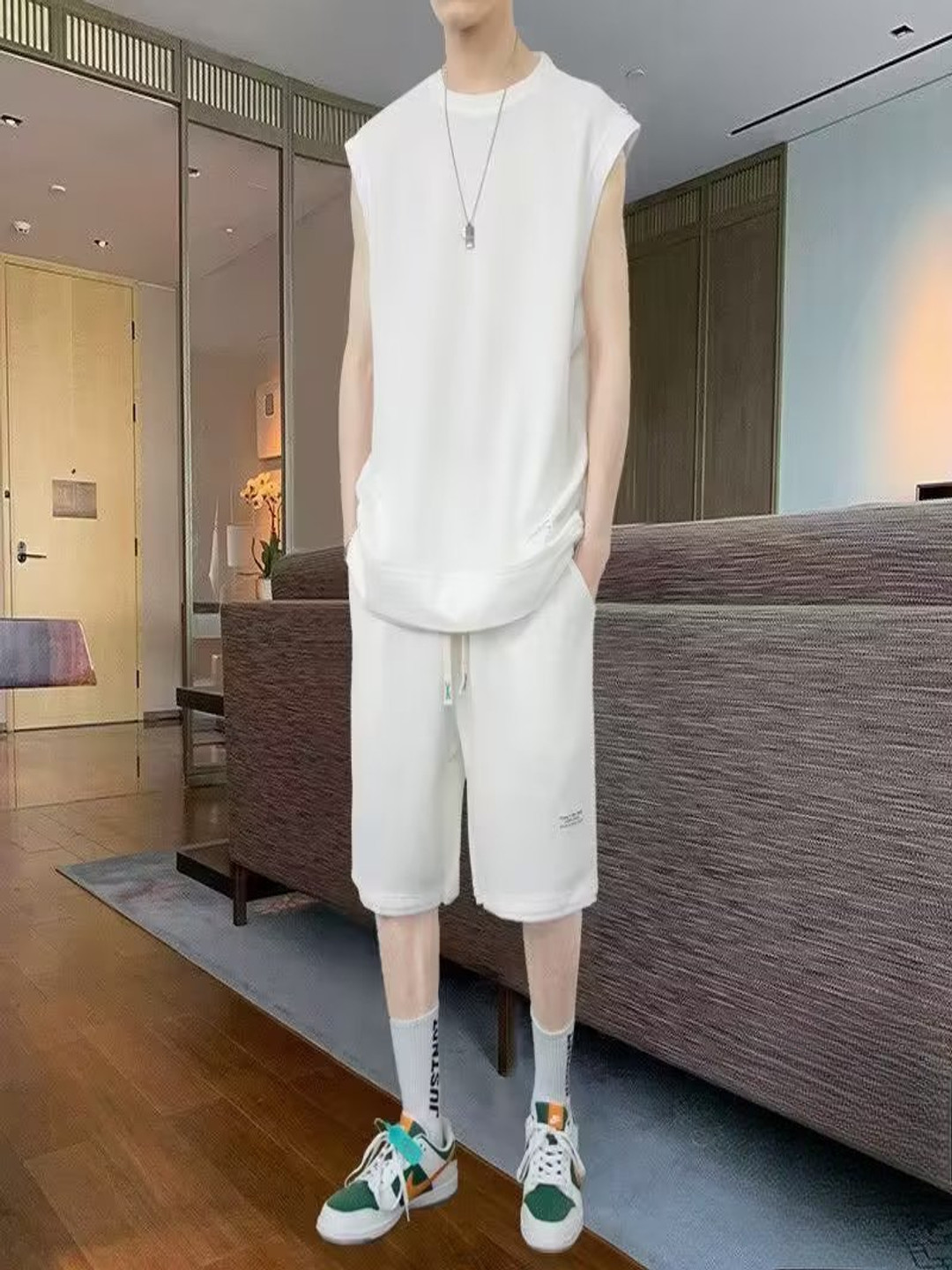 

StyleCast Round Neck T-Shirt With Shorts, White