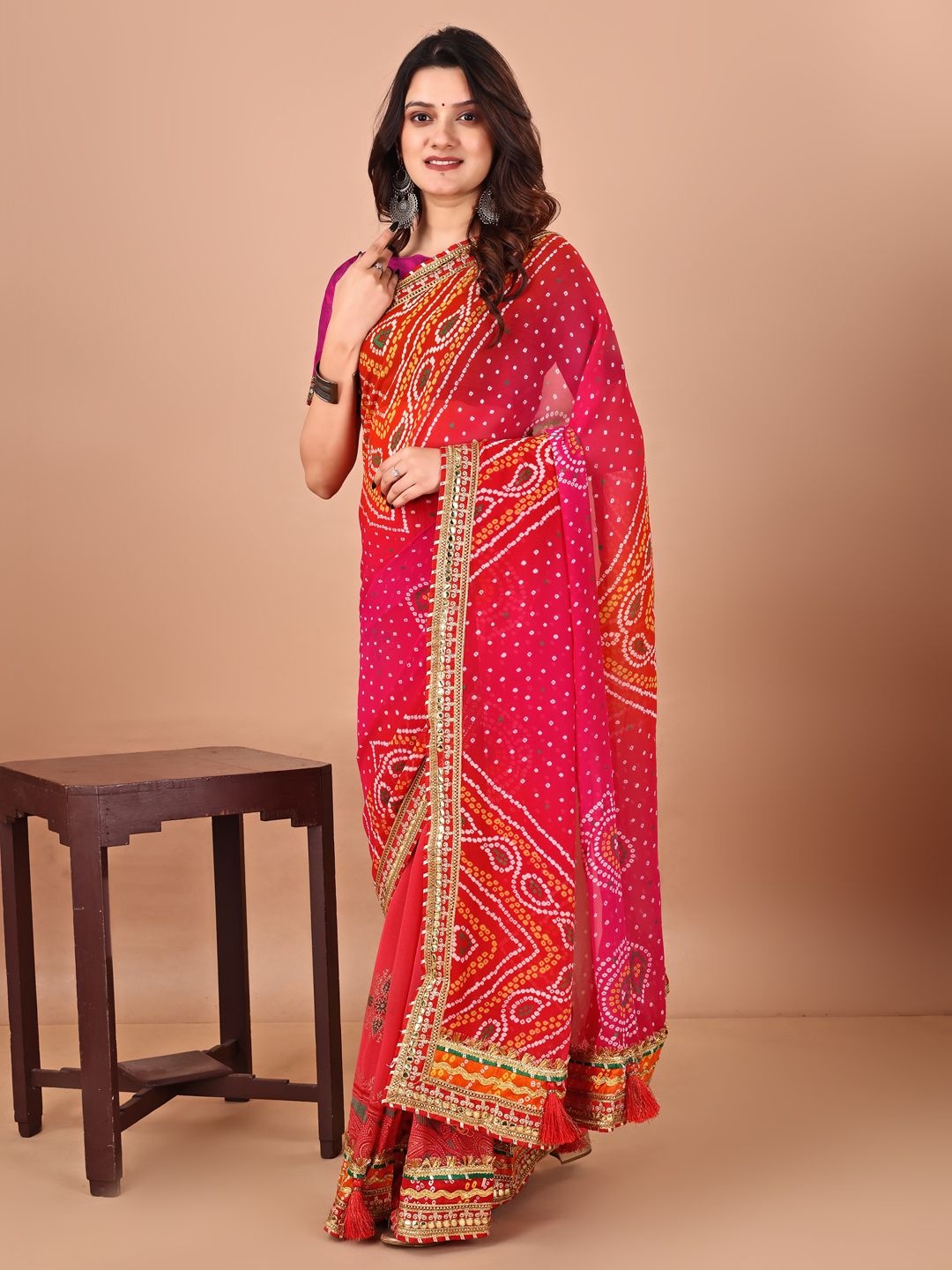 

DIVASTRI Bandhani Gotta Patti Poly Georgette Designer Bandhani Saree, Pink