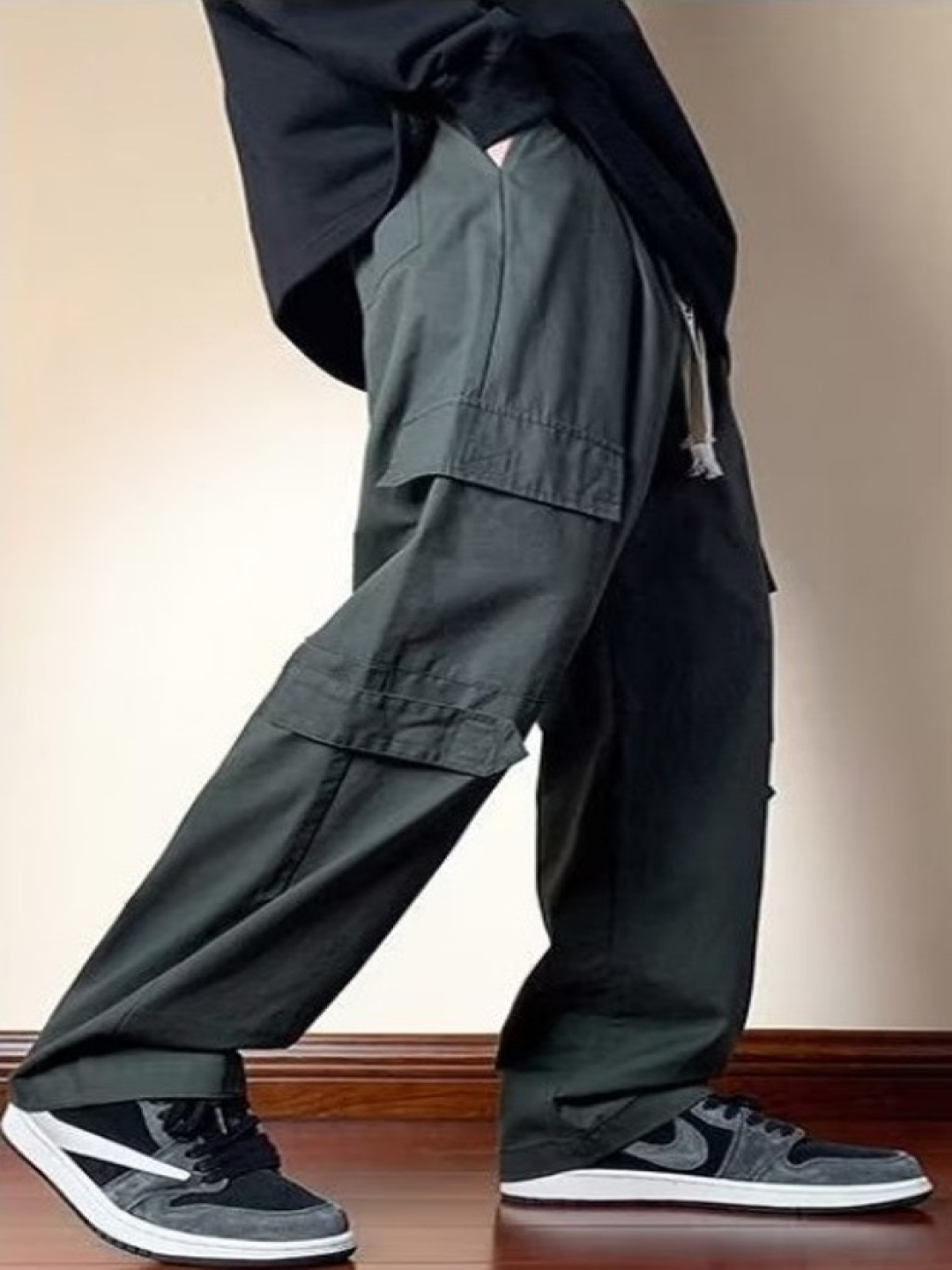 

StyleCast Men Cargos Trousers, Grey