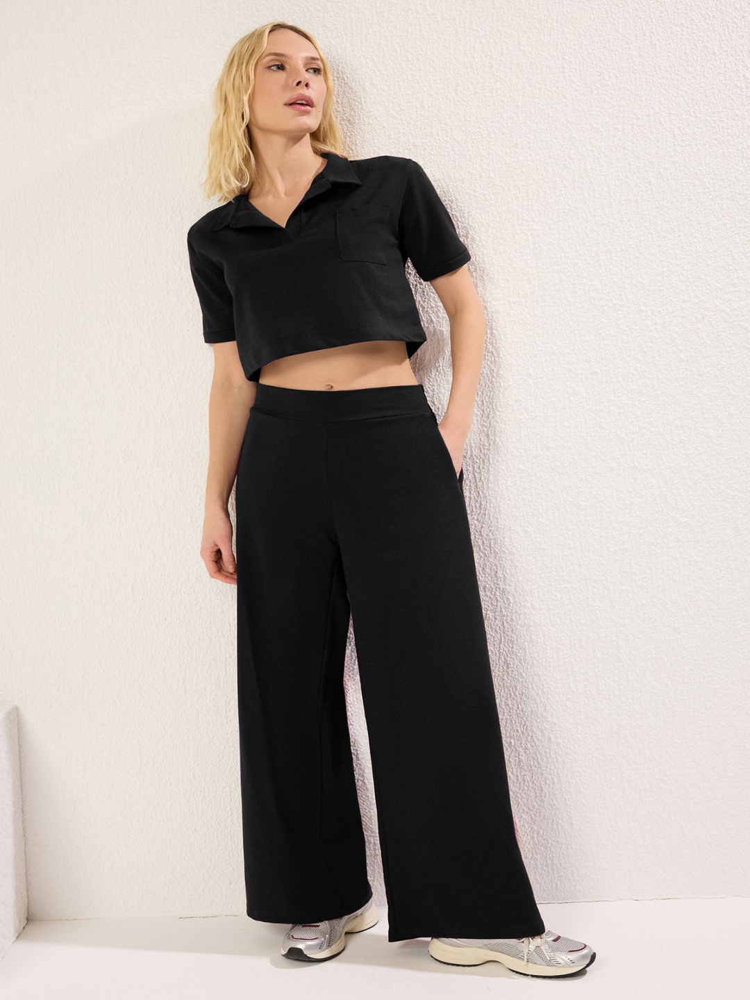 

Trendyol Shirt Collar Top With Trousers, Black