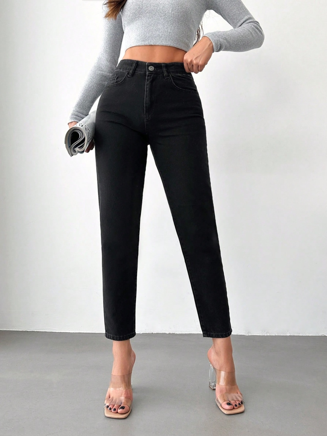 

HIGH BUY Women Loose High-Rise Slash Knee Jeans, Black