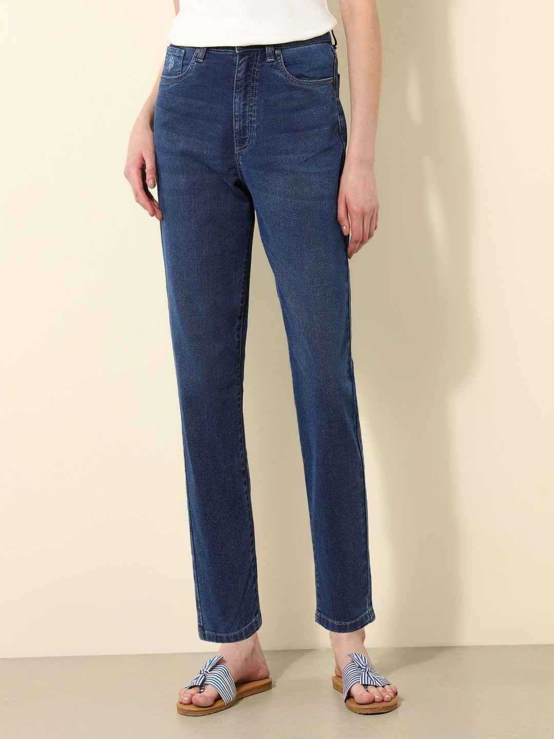 

U.S. Polo Assn. Women Women High-Rise Light Fade Stretchable Jeans, Blue