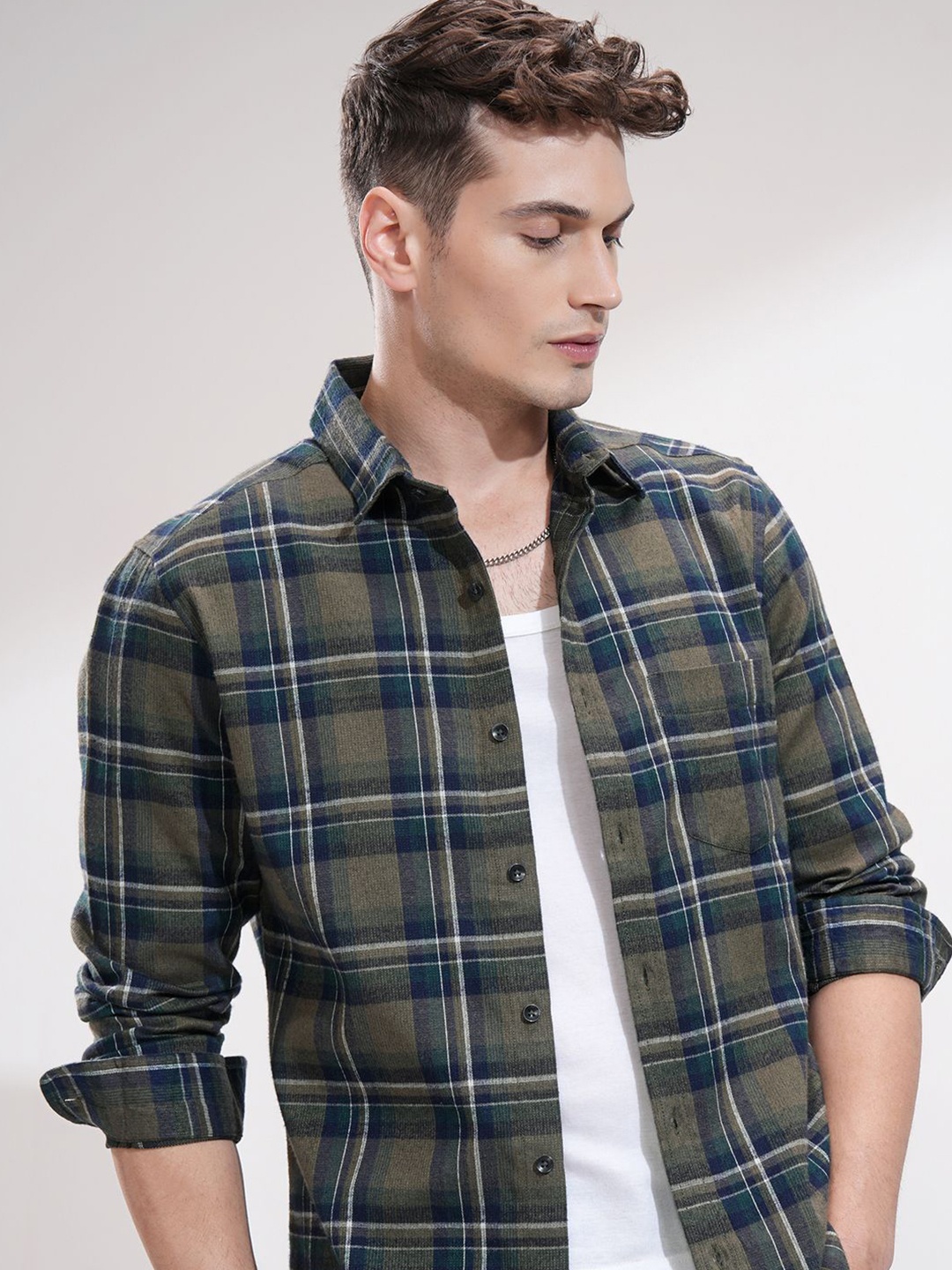 

HIGHLANDER Men Slim Fit Opaque Checked Casual Shirt, Olive
