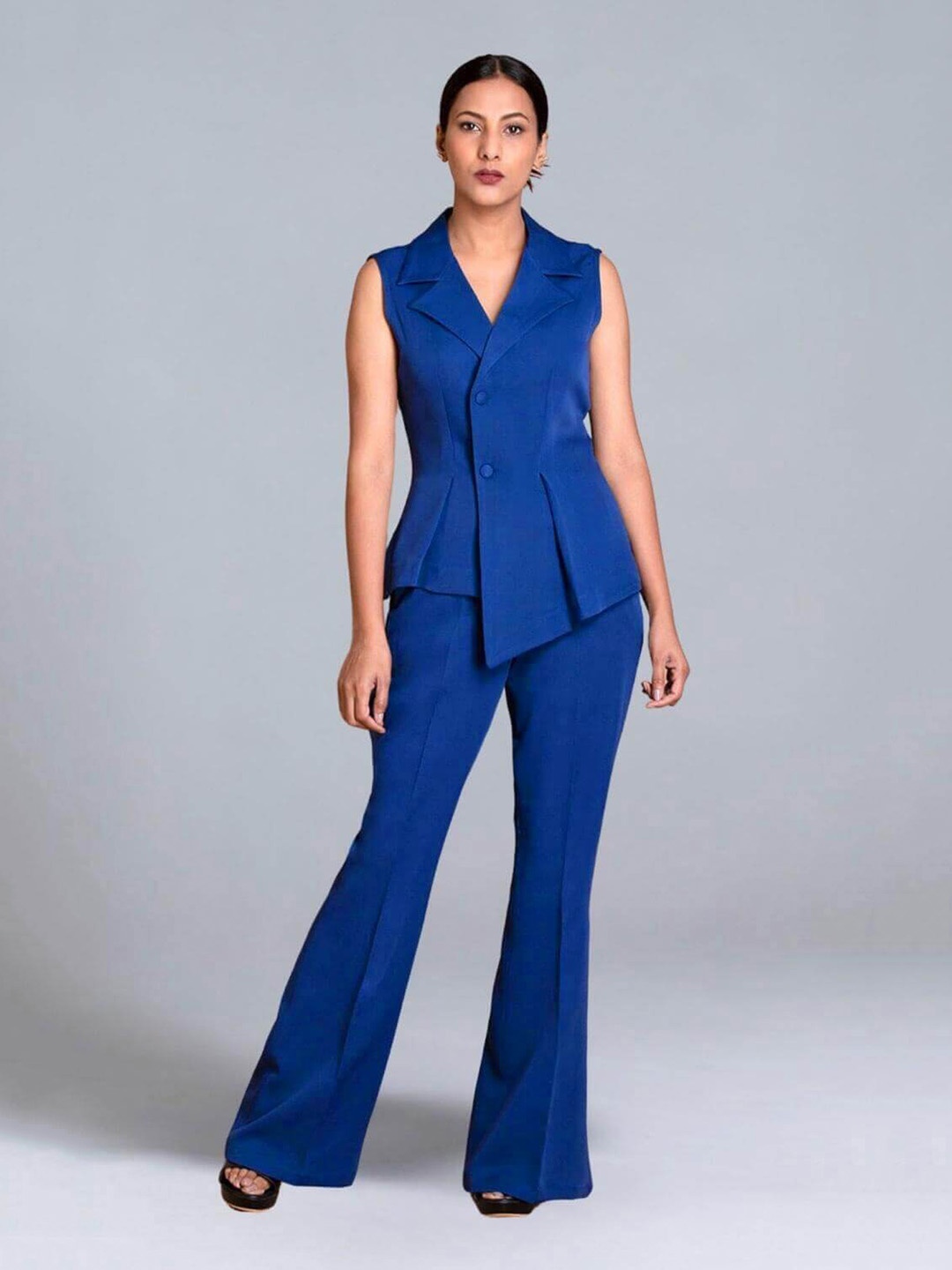 

Jaey Notched Lapel Collar Asymmetrical Waistcoat & Trousers, Blue