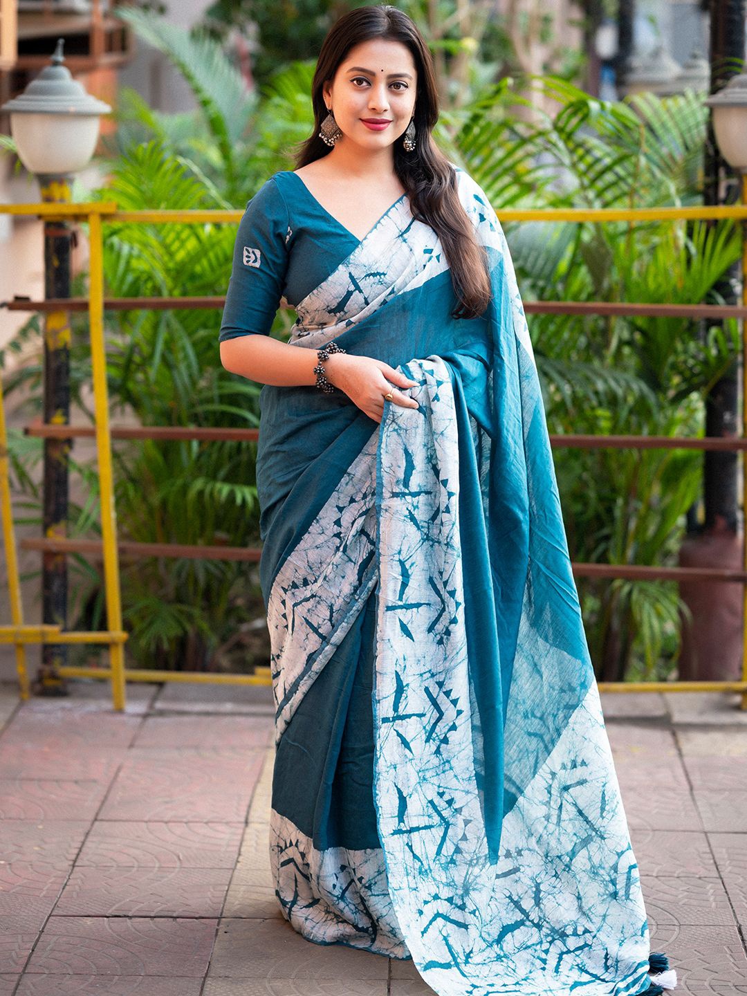 

DIVASTRI Batik Designer Chanderi Saree, Teal