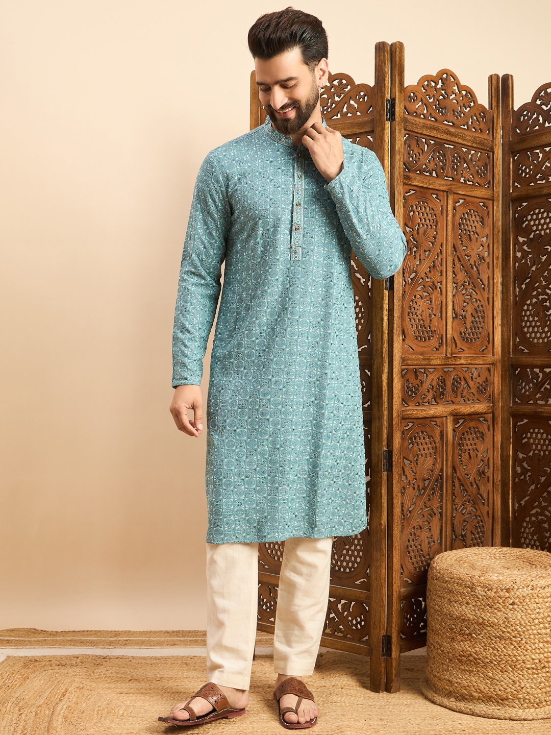 

HERE&NOW Embroidered Mandarin Collar Straight Kurta, Teal
