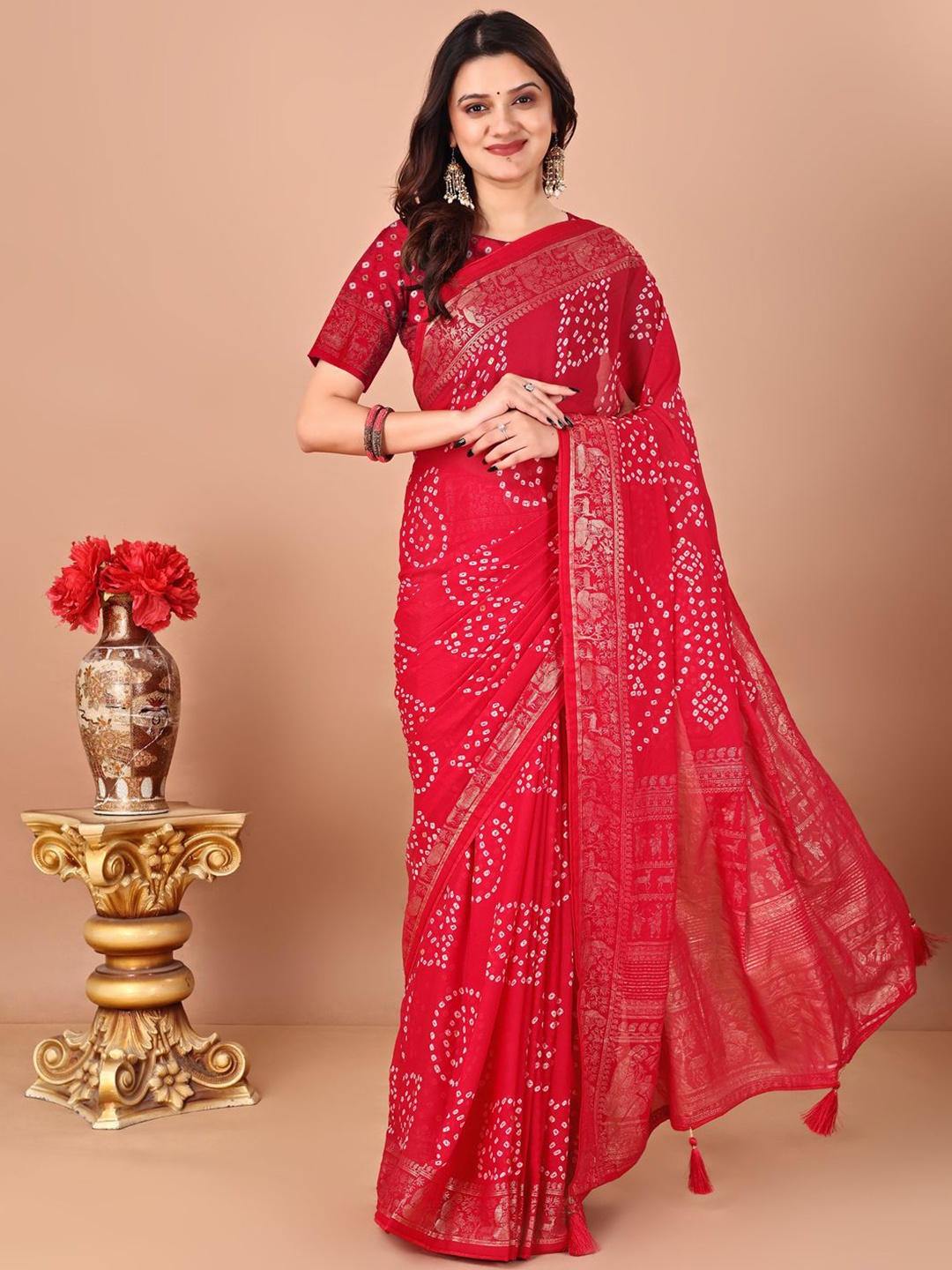 

DIVASTRI Bandhani Poly Chiffon Bandhani Saree, Red