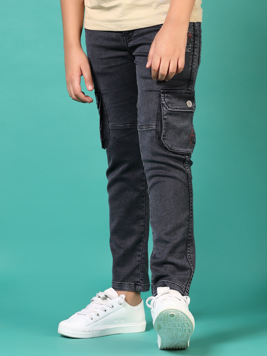 

V-Mart Boys Low Distress Jeans, Black