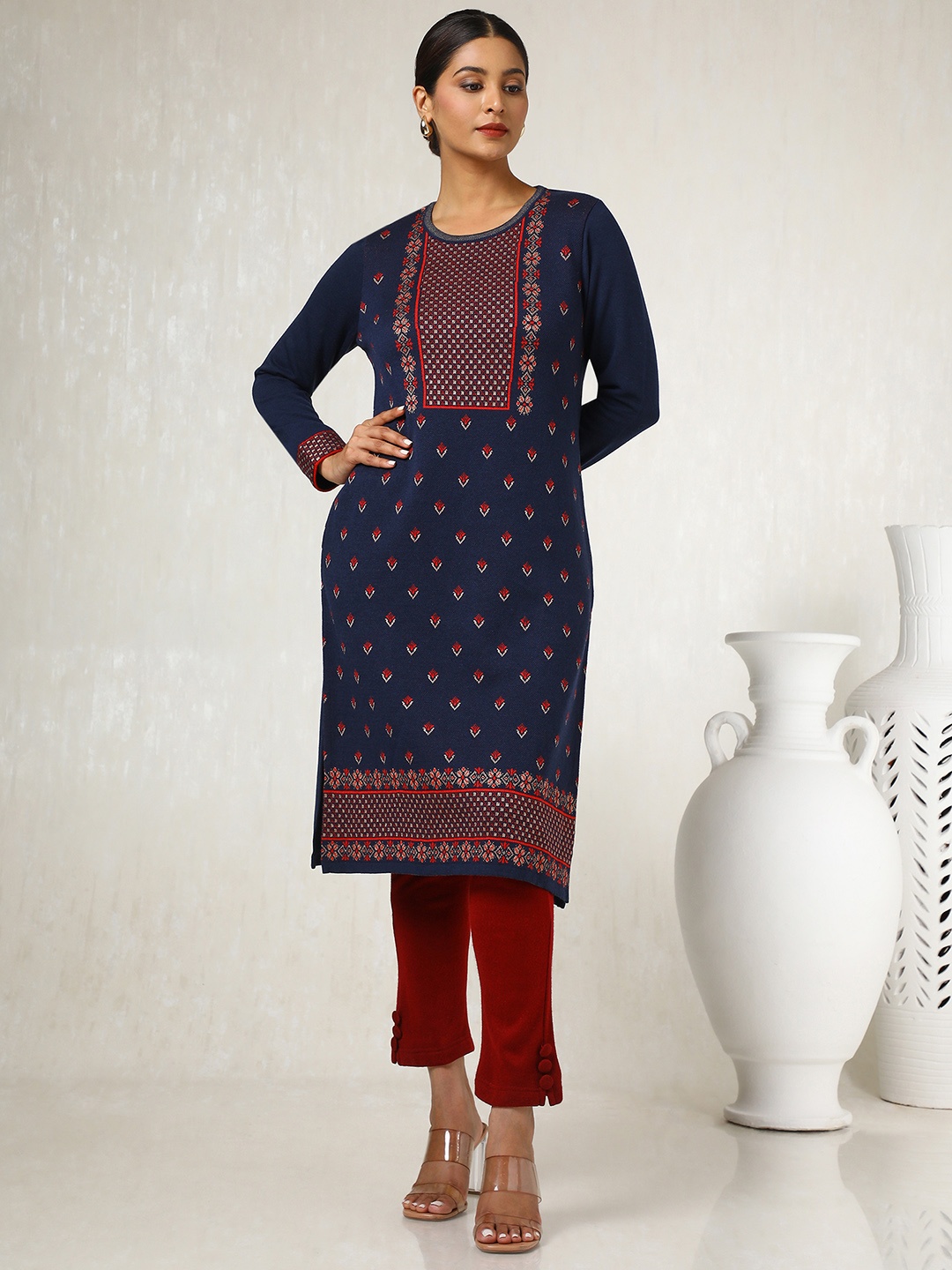

Soch Ethnic Motifs Woven Design Round Neck Straight Kurta, Navy blue