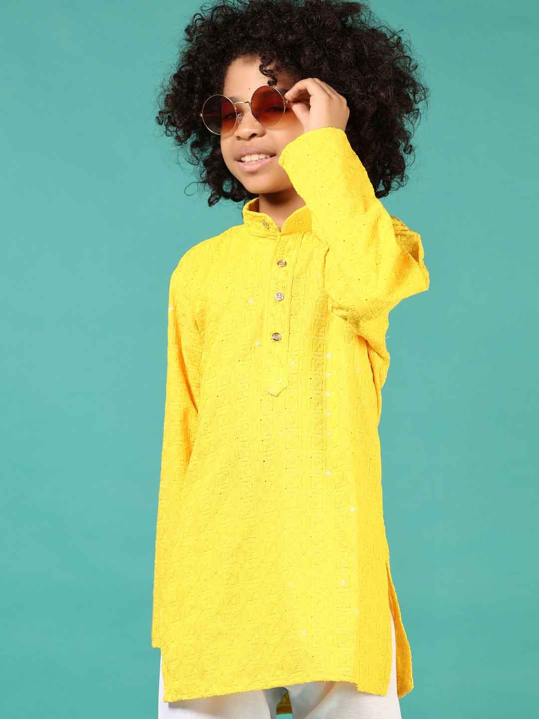 

V-Mart Boys Embroidered Regular Sequinned Pure Cotton Kurta with Pyjamas, Yellow
