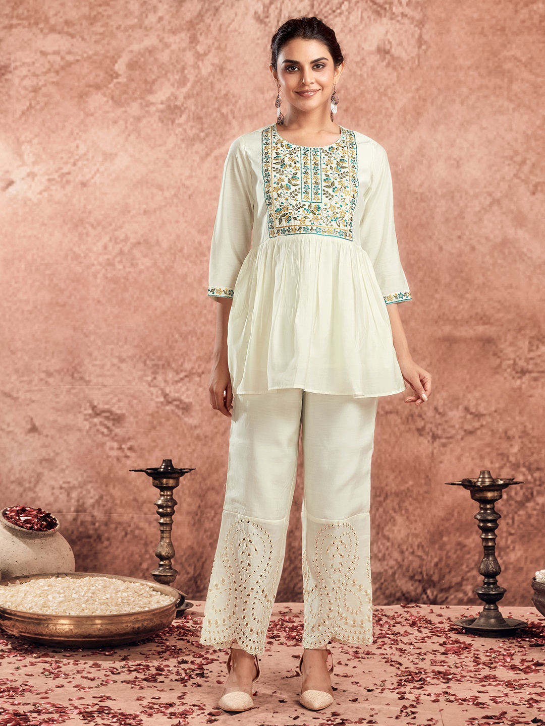 

Moda Rapido Embroidered Top With Trouser, Cream