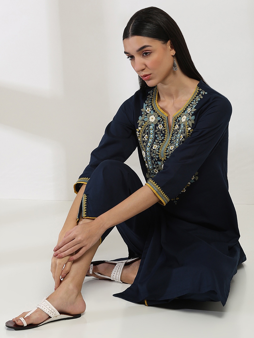 

Rangriti Women Embroidered Regular Kurta with Palazzos, Blue