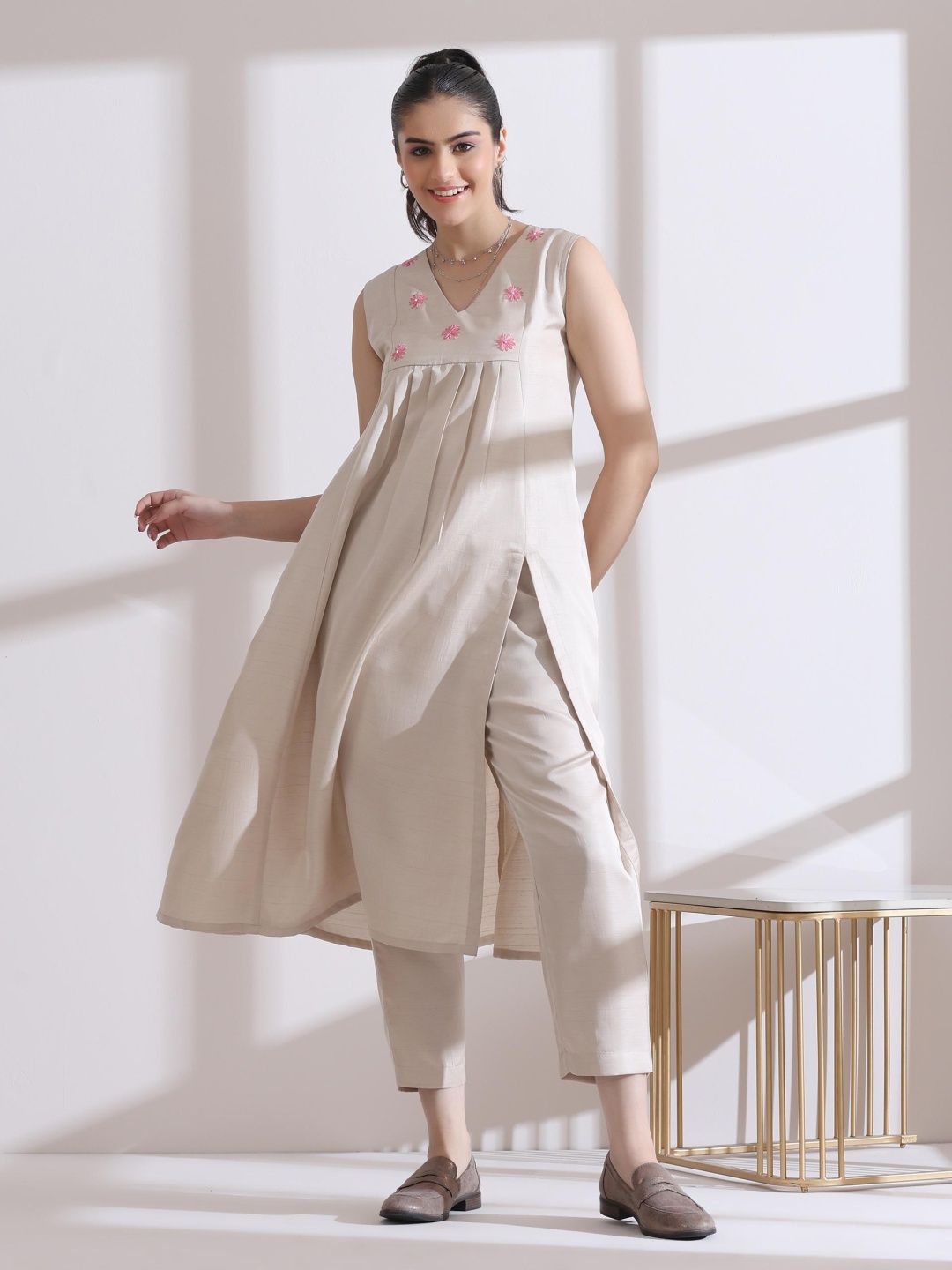 

Swtantra Women 1 Pc Airskin Cream Pants