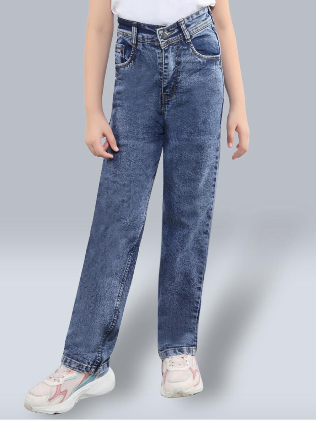 

Killer Girls Straight Fit Heavy Fade Stretchable Jeans, Blue