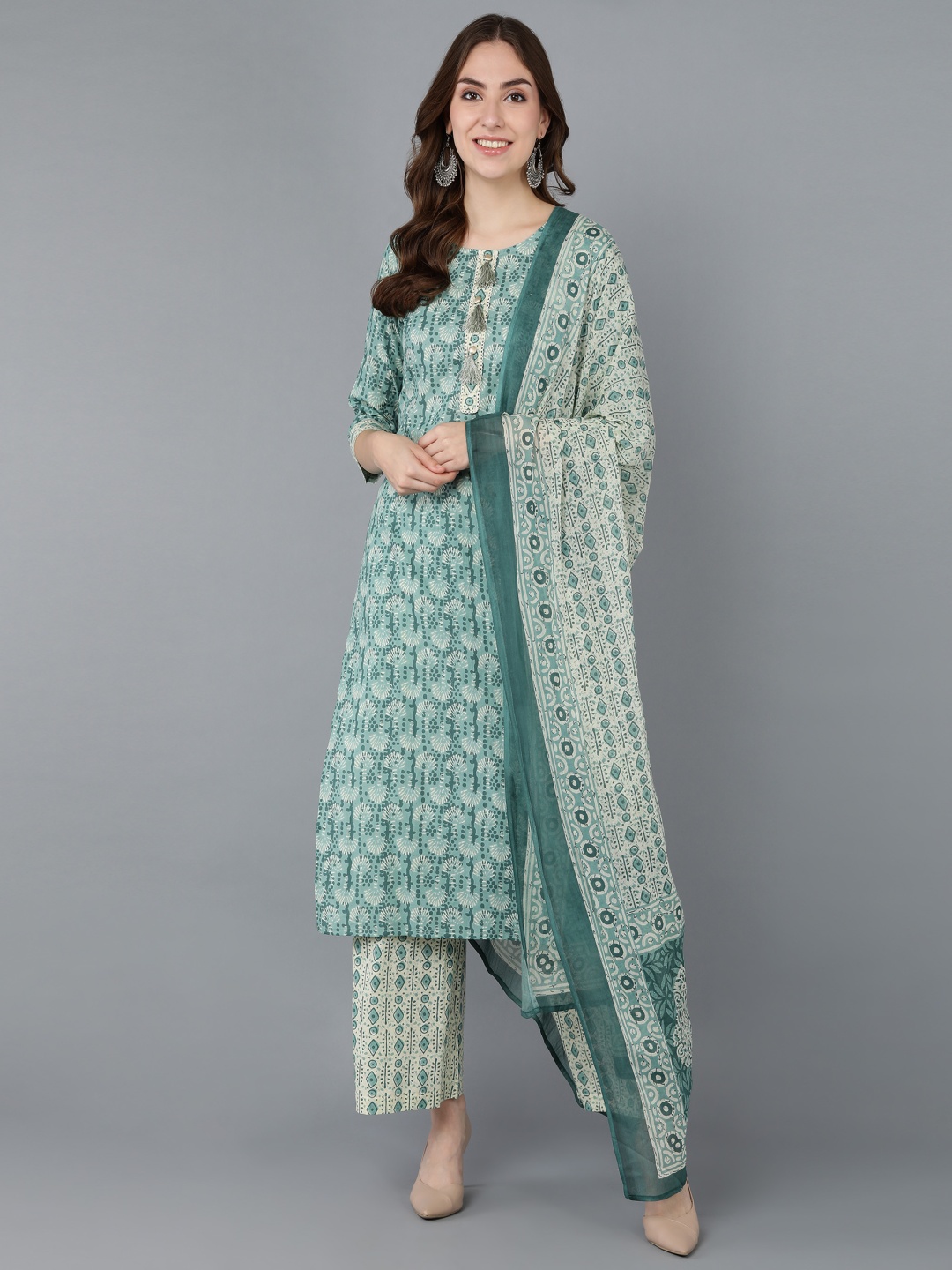 

CHIRAAI Women Floral Printed Regular Pure Cotton Kurta with Palazzos & With Dupatta, Green