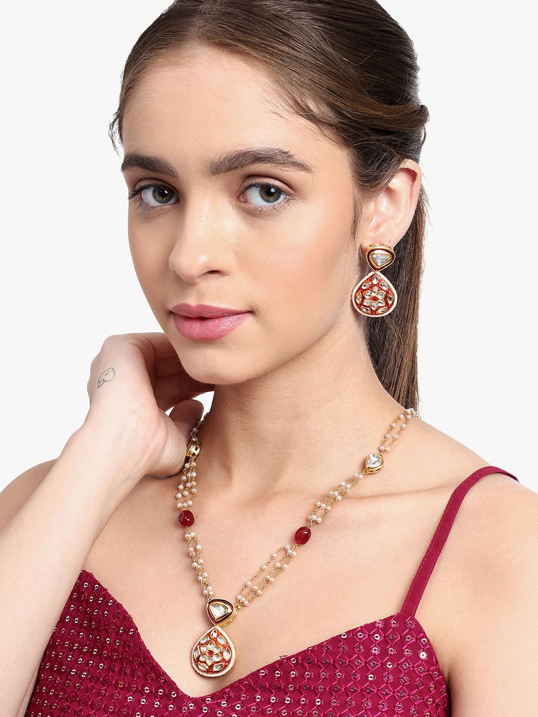 

AARSEE OFFICIAL Gold-Plated Kundan Studded Geometric Shaped Drop Earrings