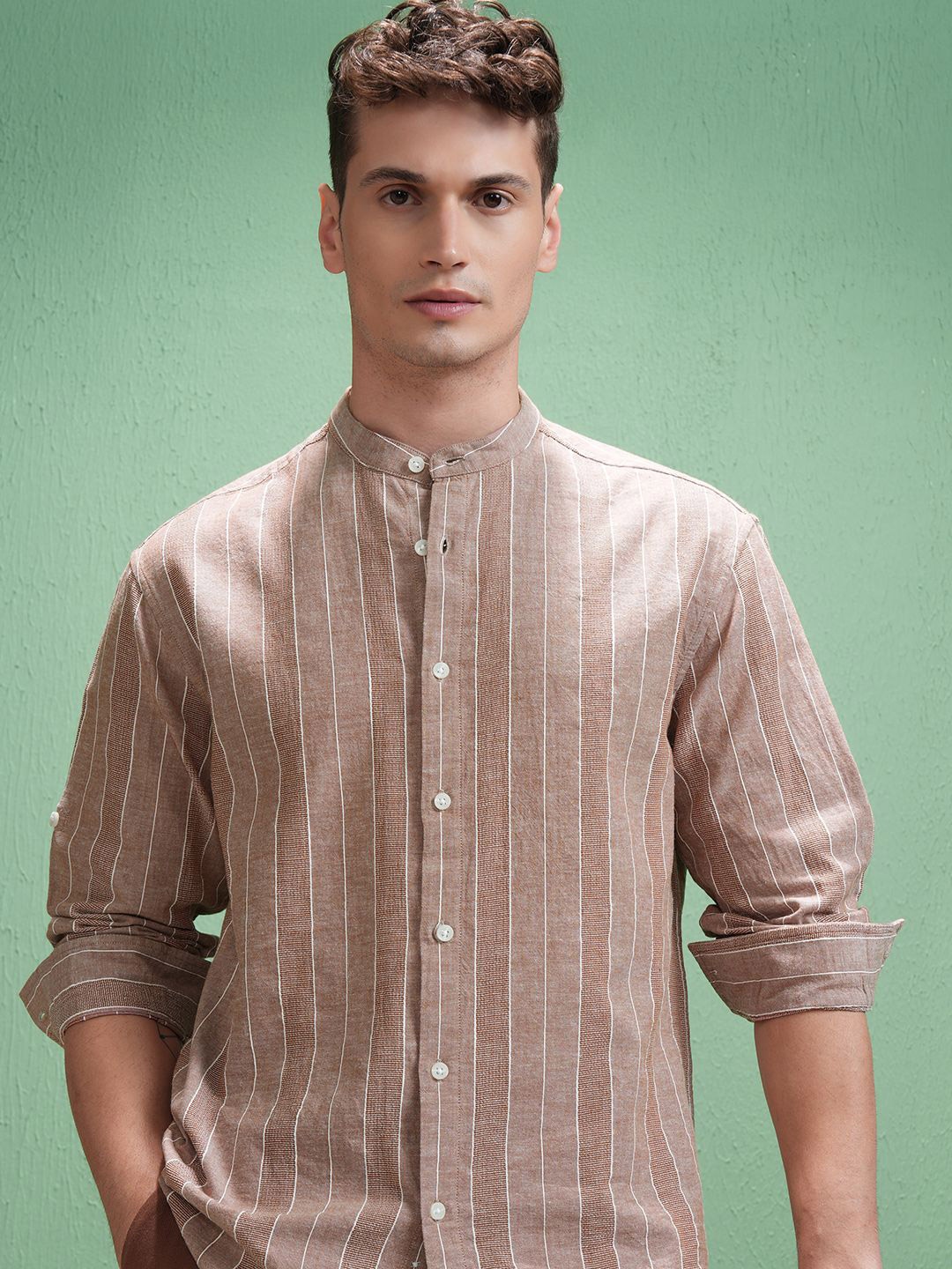 

HIGHLANDER Men Opaque Striped Casual Shirt, Rust