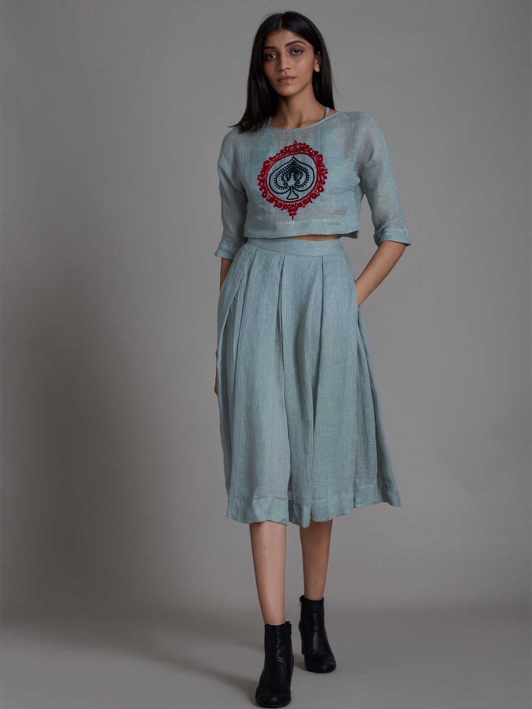 

MATI Printed Thread Work Linen Top With Skirt, Blue