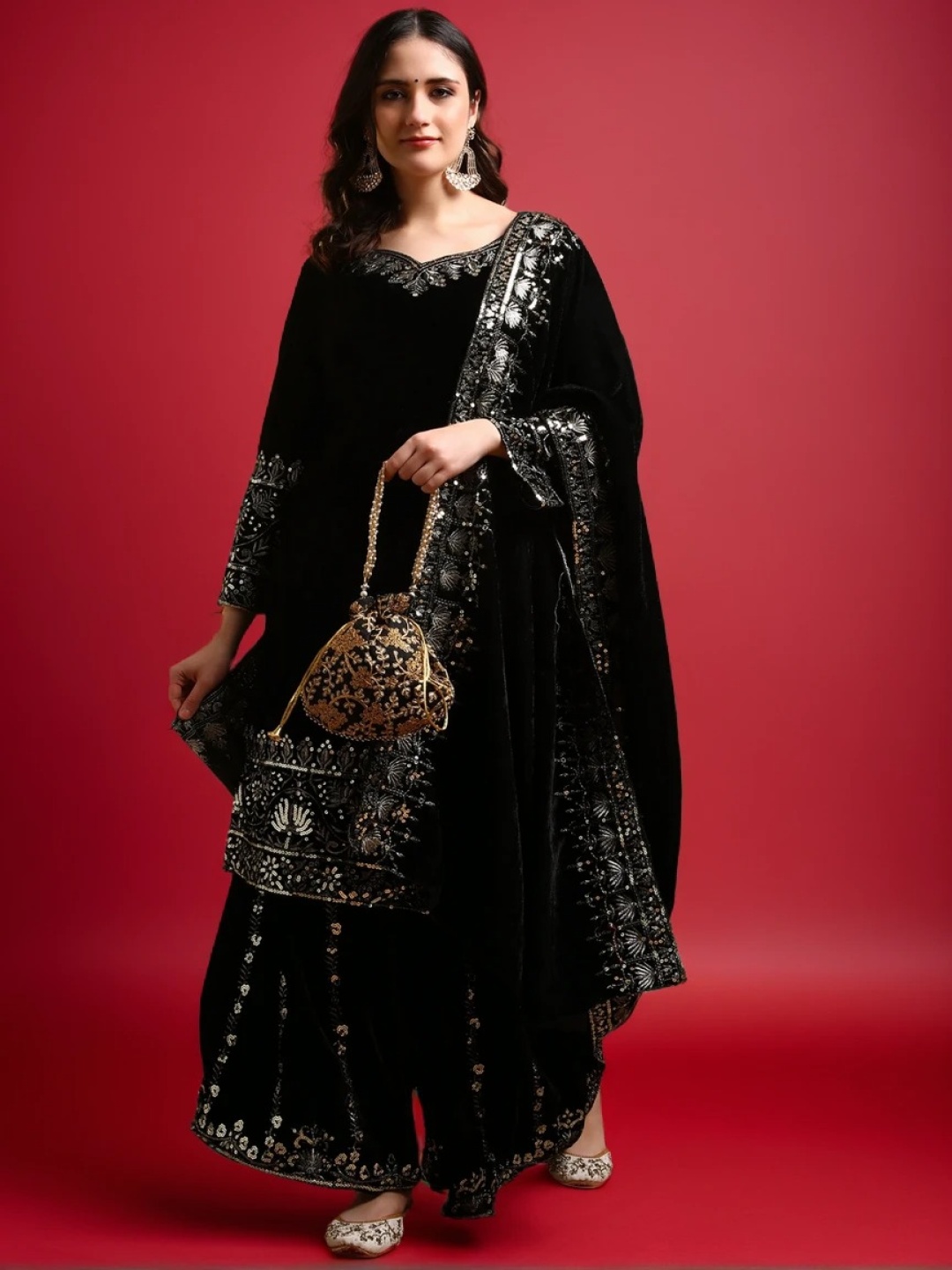 

KALINI Women Ethnic Motifs Embroidered Regular Sequinned Velvet Kurta with Sharara & With Dupatta, Black