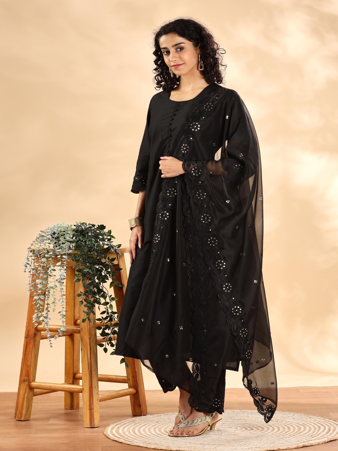 

Anouk Women Yoke Design Regular Kurta with Trousers & With Dupatta, Black