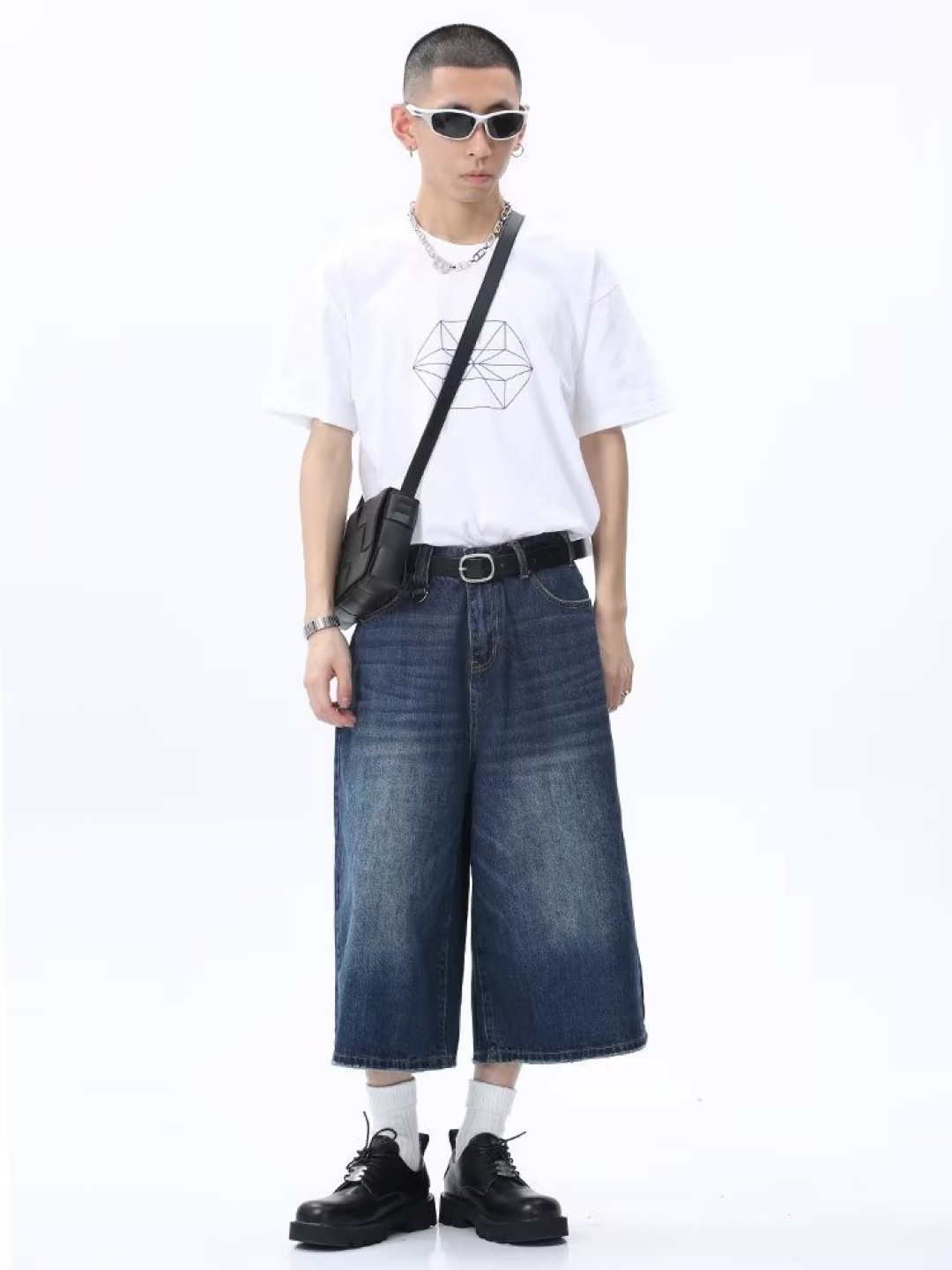 

StyleCast Men Straight Fit Light Fade Jeans, Blue