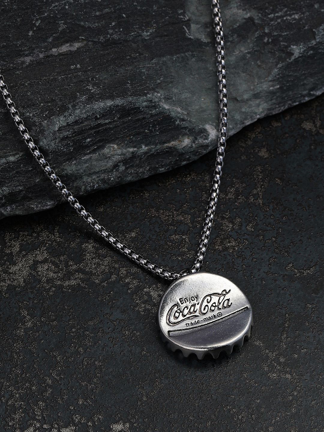 

French Accent Men Silver-Plated Cap Minimal Pendant With Chain