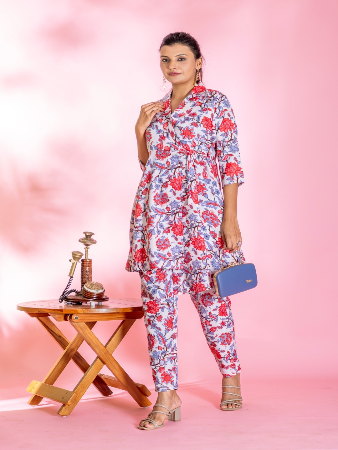 

Anouk Printed Lapel Collar Tunic With Trouser, Pink