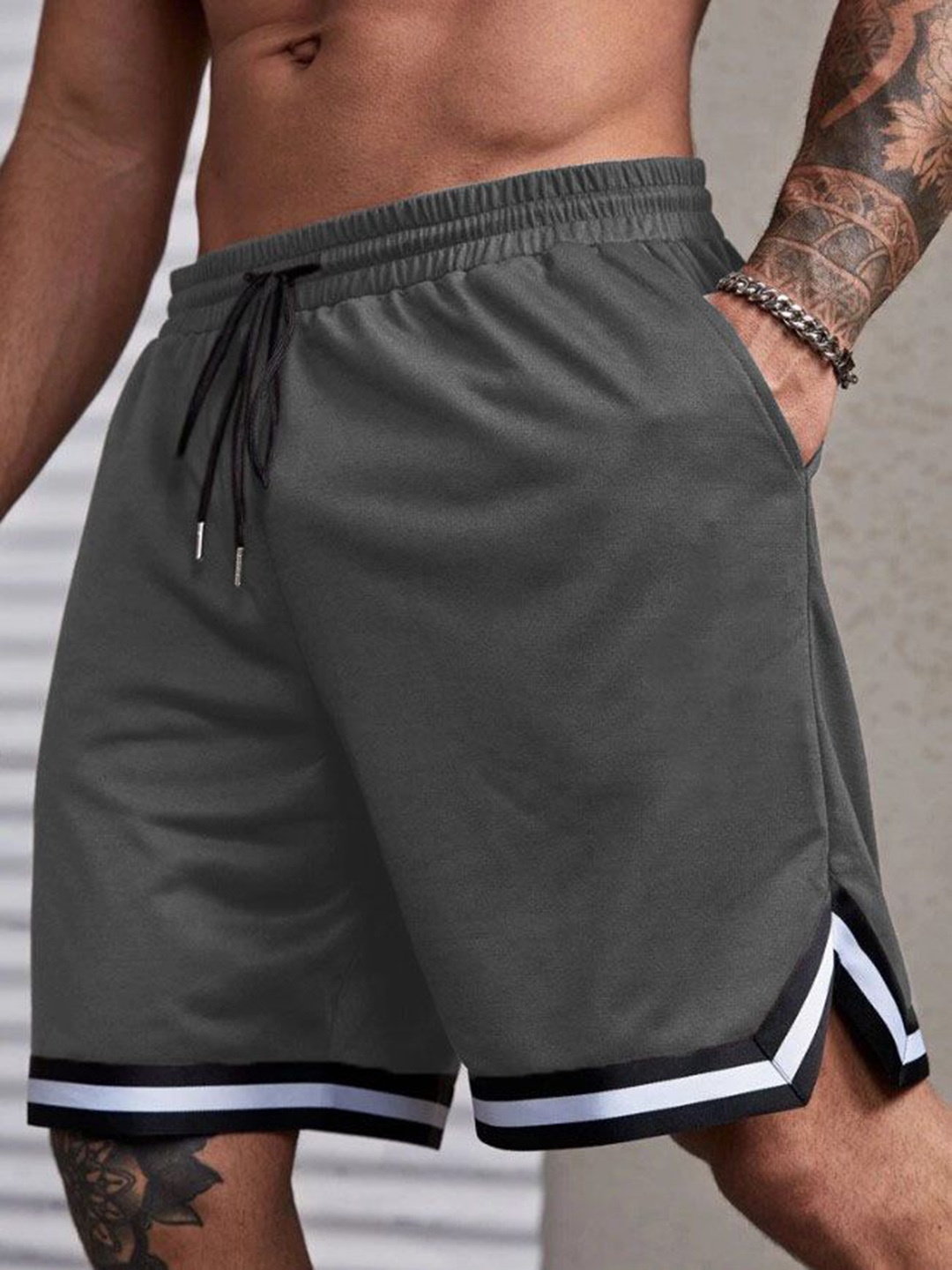 

culish Men High-Rise Training or Gym Shorts, Grey