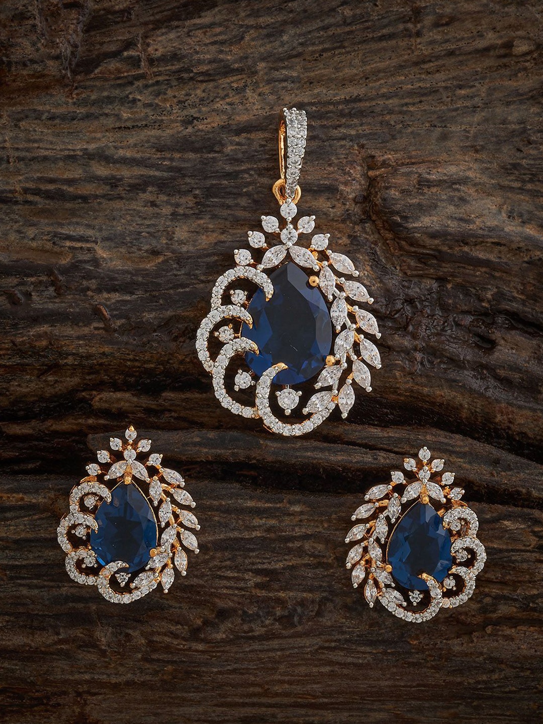 

Kushal's Fashion Jewellery Gold-Plated Cubic Zirconia Stone-Studded Jewellery Set