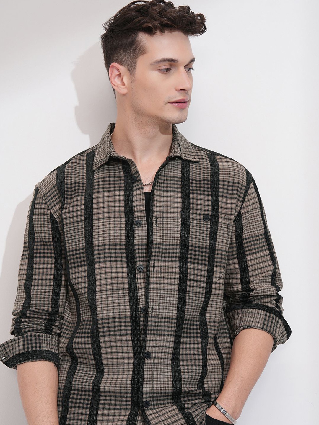 

HIGHLANDER Men Opaque Checked Casual Shirt, Khaki