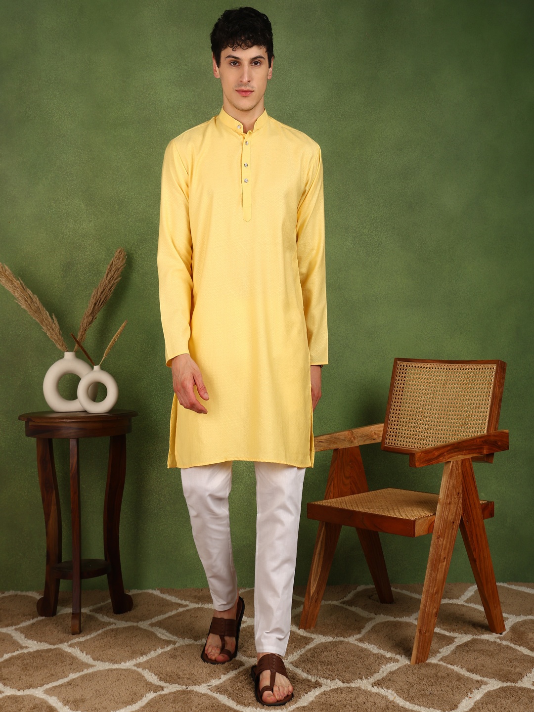 

PulseIQ Men Regular Kurta with Pyjamas, Yellow
