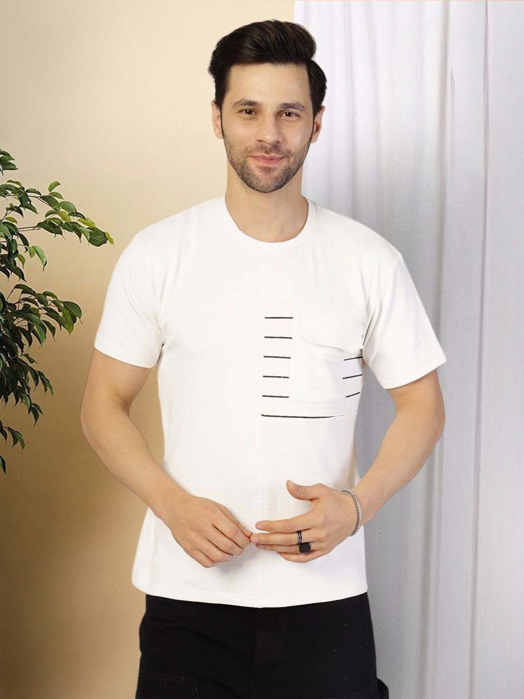 

Moda Rapido Men Monochrome T-shirt, White