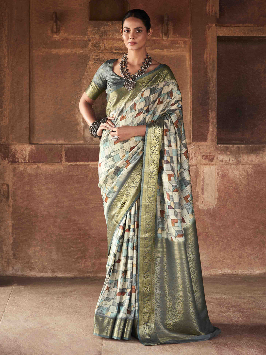 

DIVASTRI Zari Silk Blend Saree, Sea green