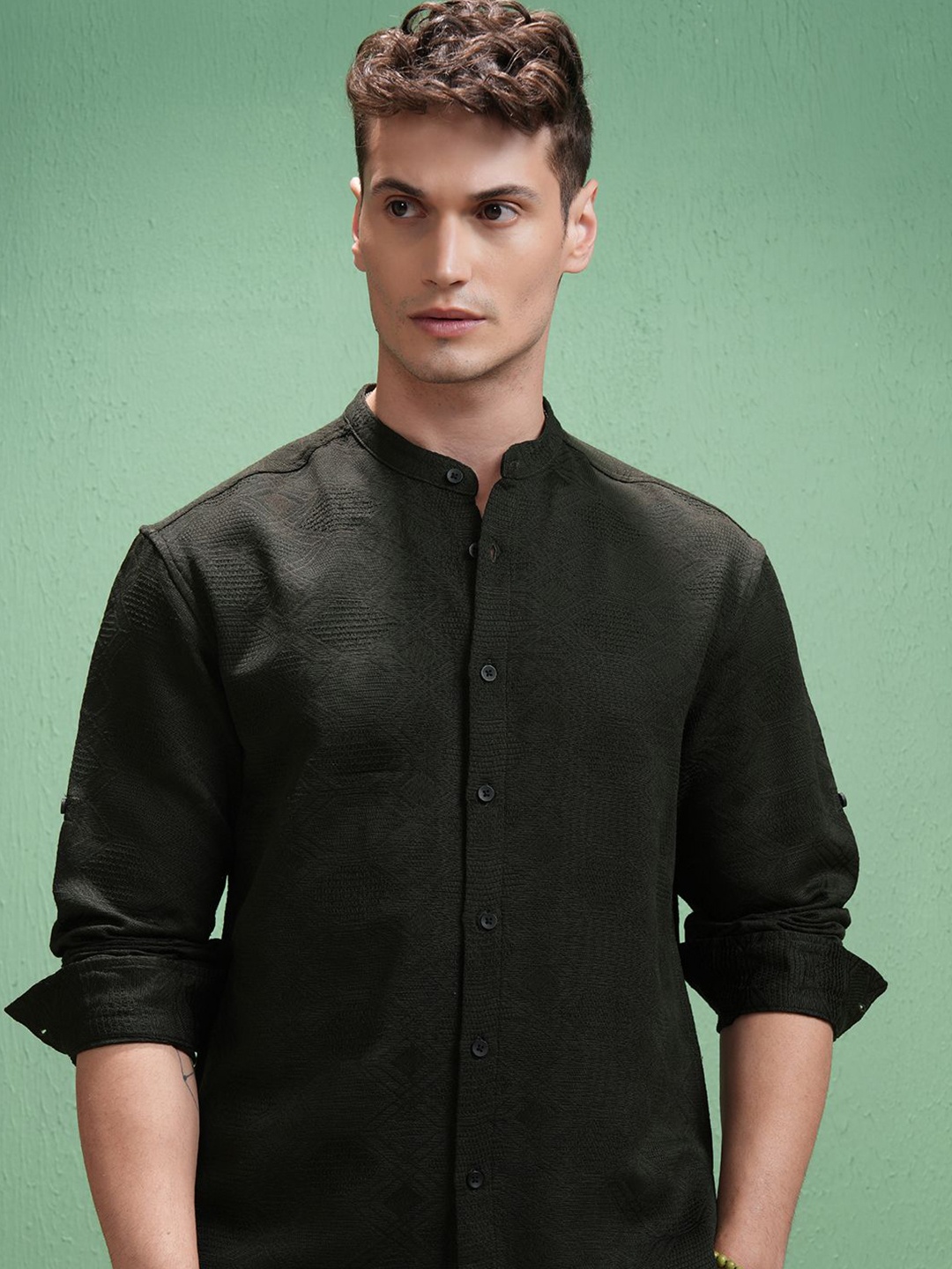 

HIGHLANDER Men Opaque Printed Casual Shirt, Olive