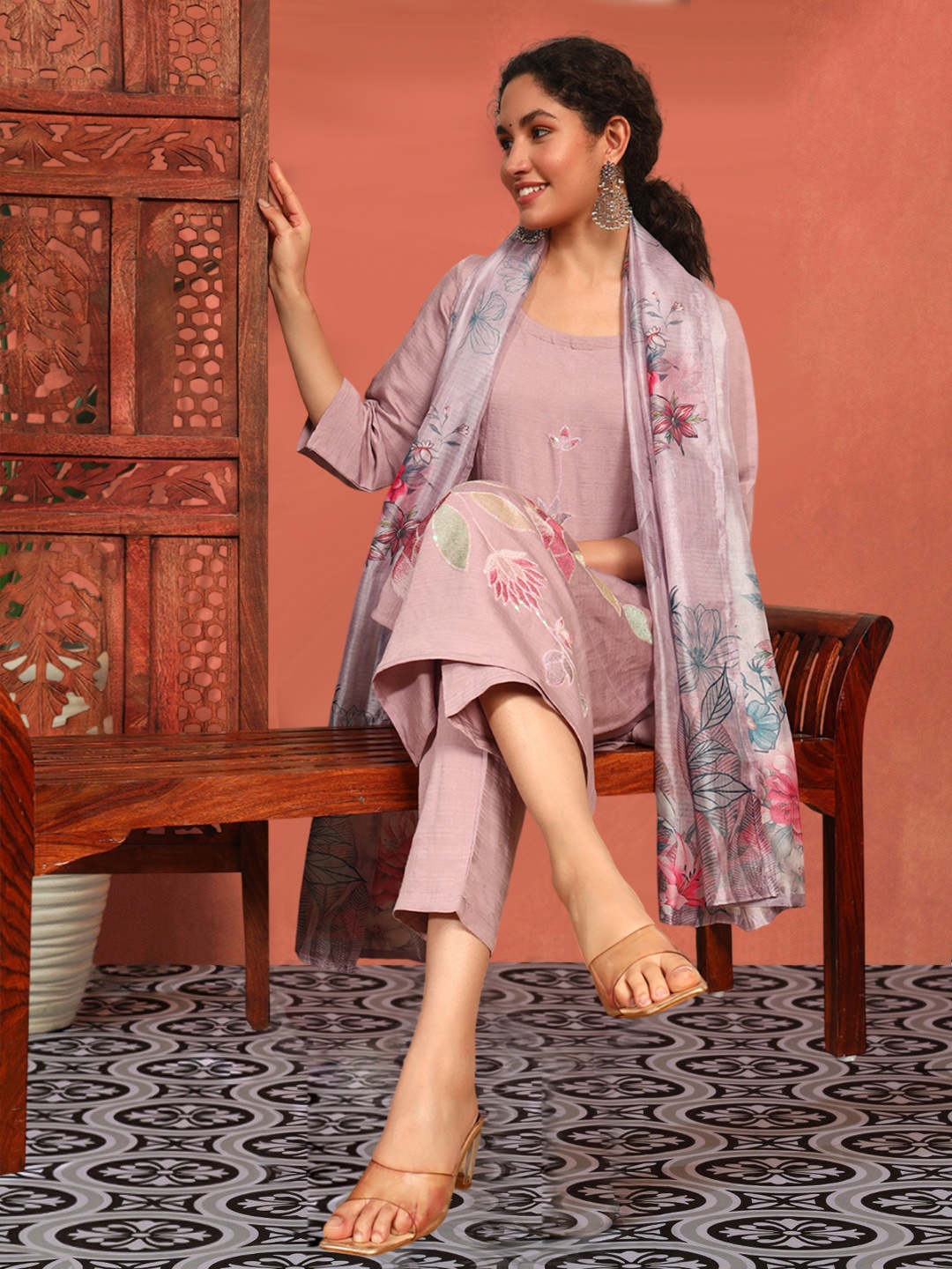 

Sangria Women Floral Embroidered Kurta With Trousers & Dupatta Set, Pink