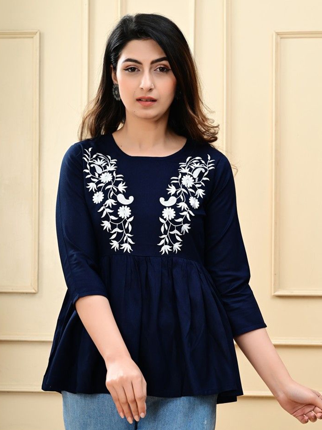 

PALSIYA PRESENTS Floral Embroidered Top, Blue